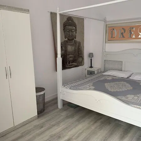Casa De La Playa Feriehus *